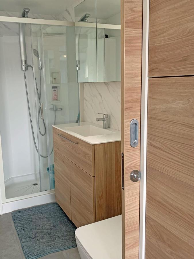 Bonita Houseboat Apartment Portorose Eksteriør bilde