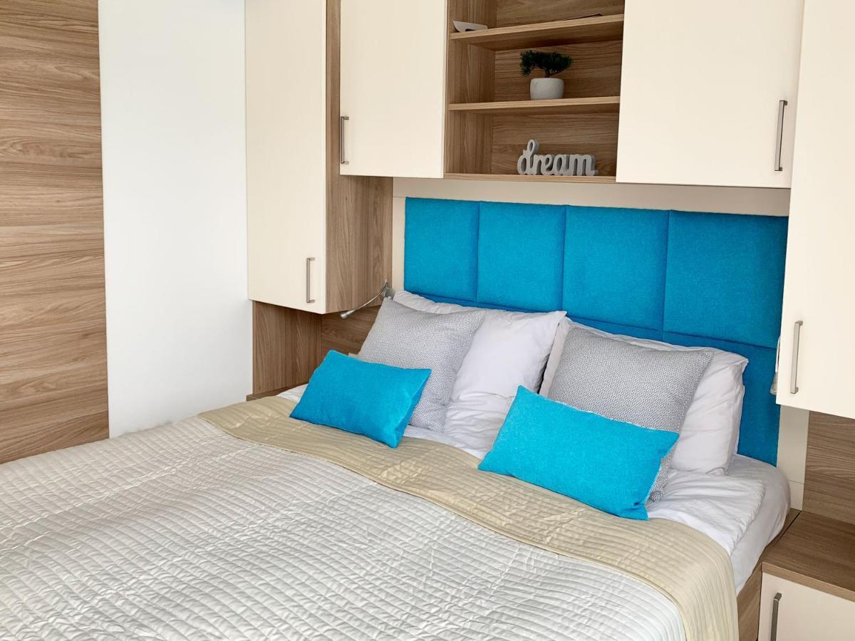 Bonita Houseboat Apartment Portorose Eksteriør bilde